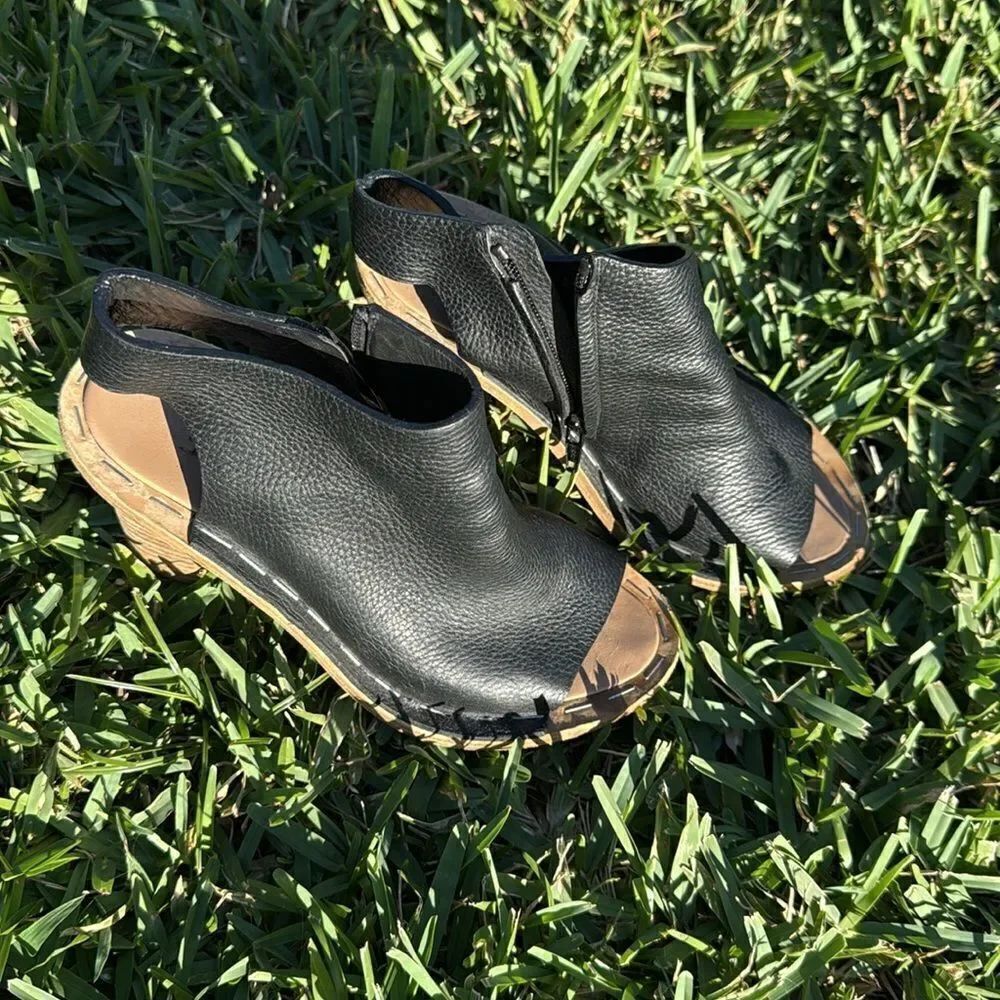 Black Leather Small Heel Balenciaga Wooden Heel - Size 38